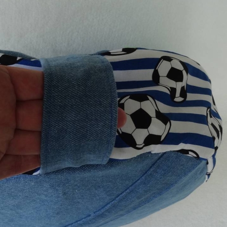 Kita-Kissen, Yogakissen Fussball