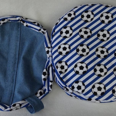 Kita-Kissen, Yogakissen Fussball