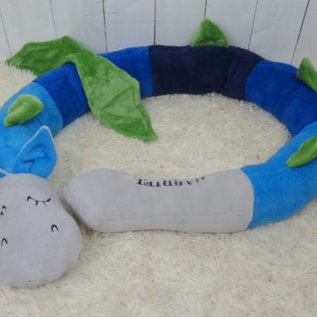 Bettschlange Drache, Puckschnecke, Bettrolle, Wickeltischrolle