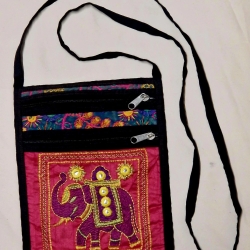 Handgearbeitete Damenschultertasche - Baumwolle mit Stickerei
