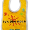 Baby Lätzchen farbiger Saum ICH ÜBE NOCH bedruckt mit Namen