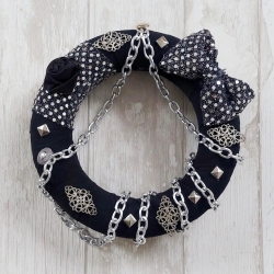 Türkranz schwarz im glamourösen Stil