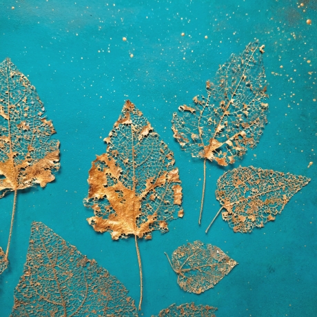 Bild skelettierte Blätter 75x55cm gold grün-blau