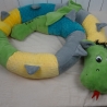 Bettschlange Drache, Puckschnecke, Bettrolle, Wickeltischrolle