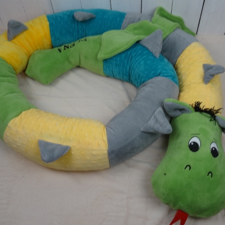 Bettschlange Drache, Puckschnecke, Bettrolle, Wickeltischrolle