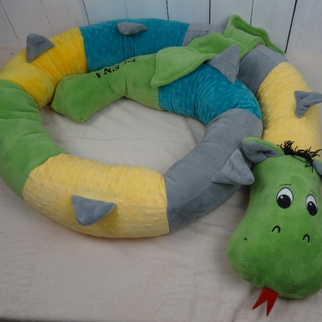 Bettschlange Drache, Puckschnecke, Bettrolle, Wickeltischrolle