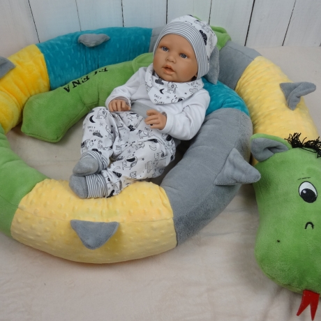 Bettschlange Drache, Puckschnecke, Bettrolle, Wickeltischrolle