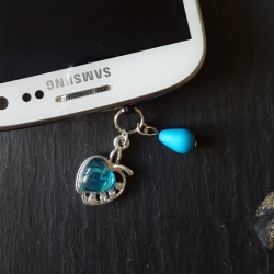 Staubschutz Apfel-Anhänger matt blau Strass