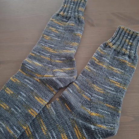 Kaschmir Wollsocken Größe 45 – Handgestrickte Stricksocken