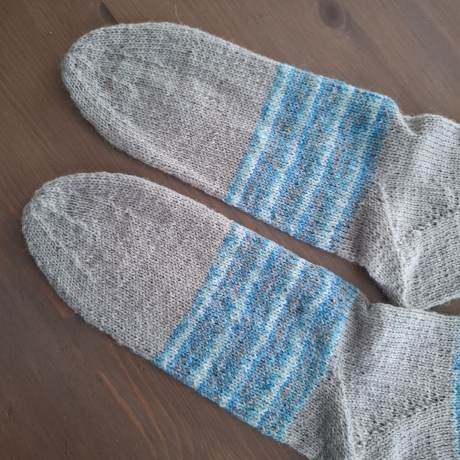 Stricksocken Gr. 44 handgestrickt Wollsocken Schurwolle/Polyamid