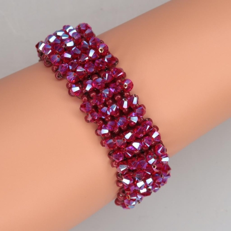 925er Armband mit 175 Swarovski® Xilions 4mm light siam 2xAB