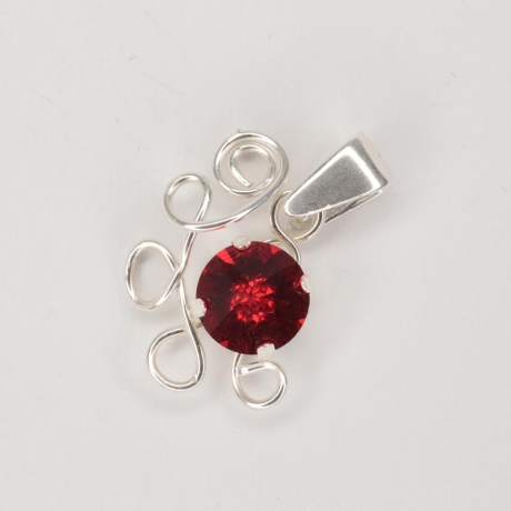 925er Anhänger mit Swarovski® Chaton 8mm light siam, gedrahtet