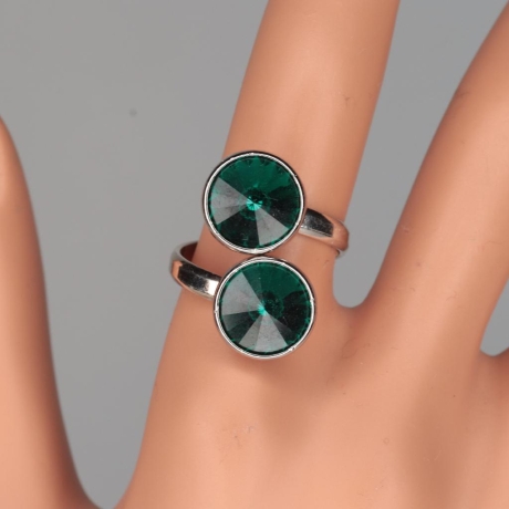 925er Ring mit 2 Swarovski® Rivolis 10mm emerald gefasst