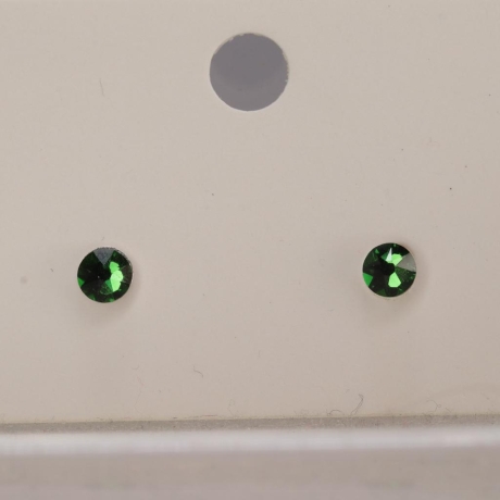 925er Ohrstecker mit Swarovski® rose montees fern green