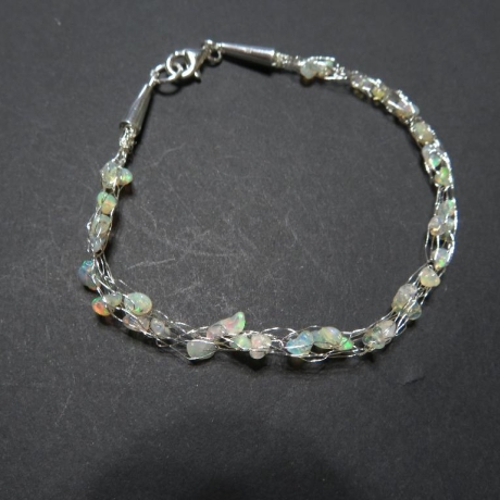 Handmade Opal Armband mit Sterlingsilberdraht gestrickt