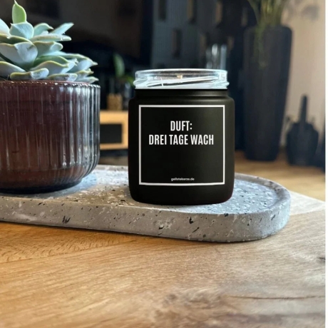 Duftkerze „DUFT: DREI TAGE WACH“ – kleines Geschenk für Frauen