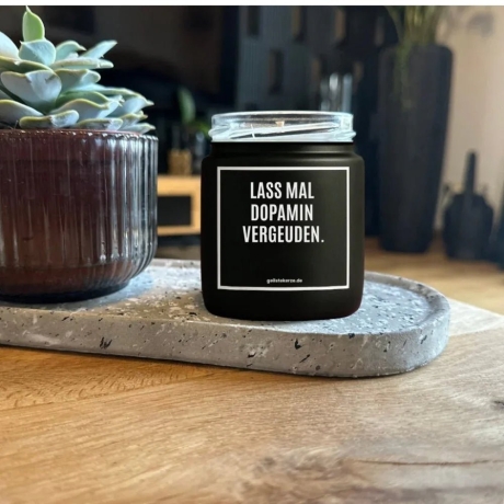 Duftkerze „LASS MAL DOPAMIN VERGEUDEN.“ – Wichtelgeschenk Büro