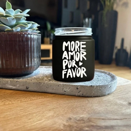 Duftkerze „More Amor por Favor“ – Geschenk Freundin