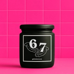 Duftkerze „Six Seven“ – kleines Geschenk für Frauen