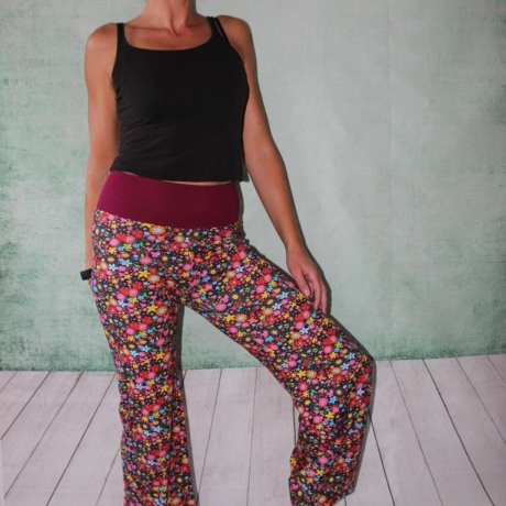 Pumphose flower power Yoga Hose Hogahose Blumen geblümt