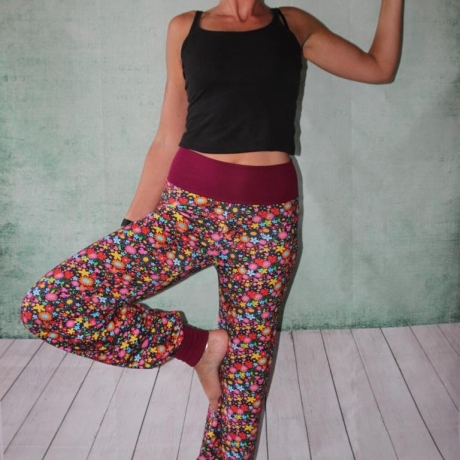 Pumphose flower power Yoga Hose Hogahose Blumen geblümt