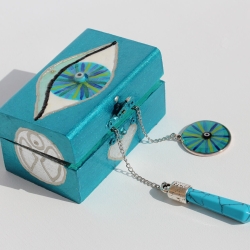 Howlith Edelstein Pendel mit Talisman Auge im Kästchen, türkis