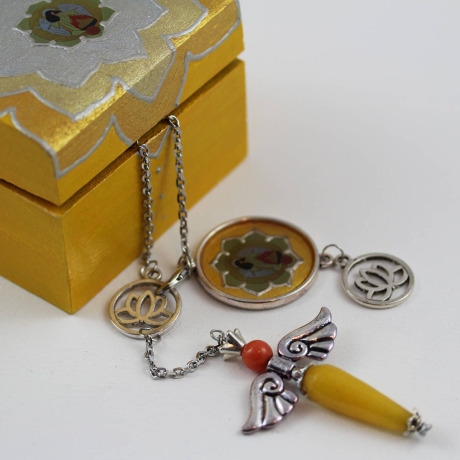 Erzengel Uriel Engel Pendel Halskette in Gelb Orange mit Lotus