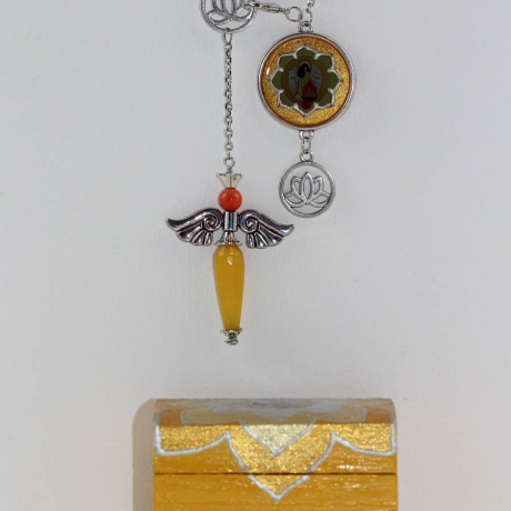 Erzengel Uriel Engel Pendel Halskette in Gelb Orange mit Lotus