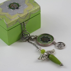 Erzengel Metatron Halskette mit Jade Engel Pendel und Lotus Blume