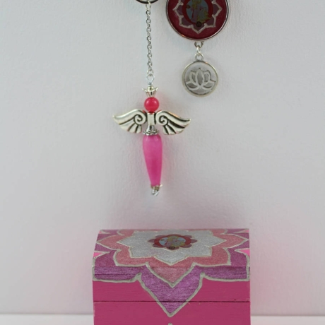 Erzengel Ariel Engel Pendel Halskette mit Lotus Blume in Pink