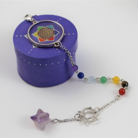 Amethyst Merkaba Pendel Armband mit Lebensblume in Chakra Farben