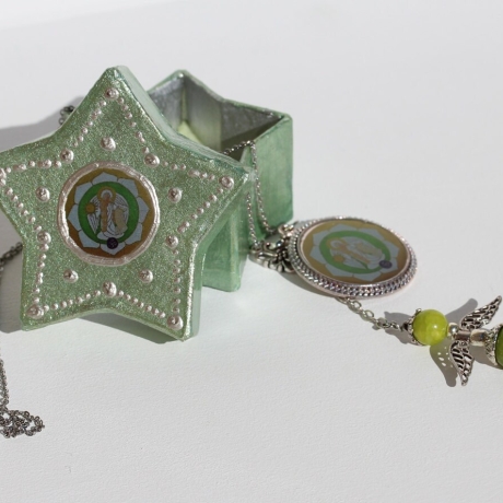 Erzengel Metatron Halskette mit Engel Pendel in Stern Kästchen