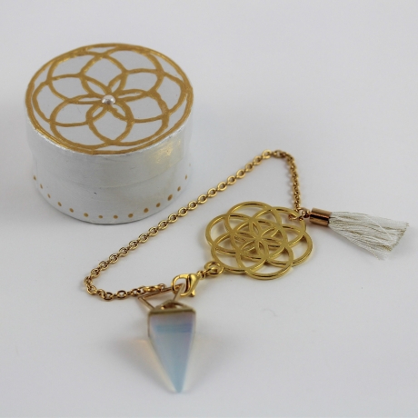 Pendel Armband mit Opalit Mondstein Pyramide und Blume des Lebens