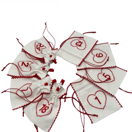 Adventskalender, Adventskalenderset Säckchen genäht und bestickt