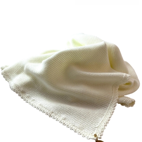 Babydecke gestrickt aus Baumwolle in mehreren Farben