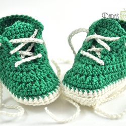 Babyschuhe gehäkelt golfgrün-weiß Gr. ca 15