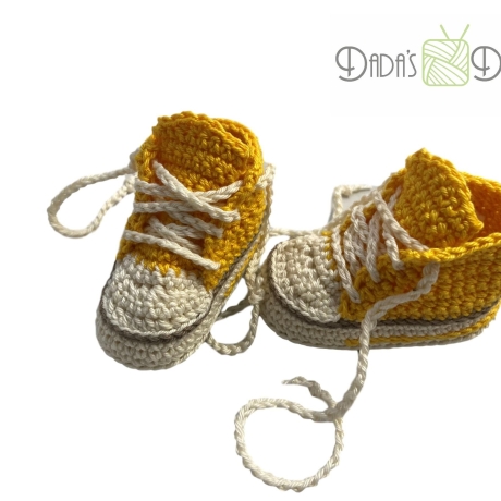Babyschuhe/Babychucks gehäckelt sonne-creme in Gr.ca 15