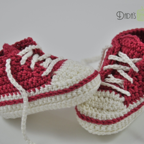 Babyschuhe/Babychucks gehäkelt  Gr. ca 15 / 16