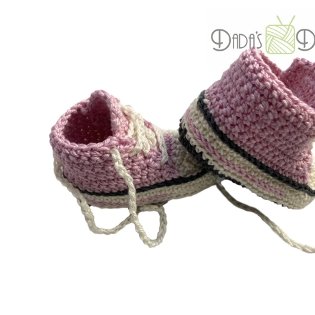 Babyschuhe/Babychucks gehäkelt rosa-natur in Größe 13/14