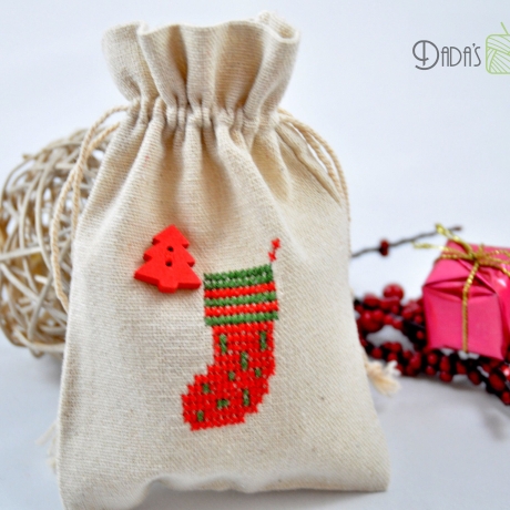Leinensäckchen zum Nikolaus/Weihnachten, bestickt