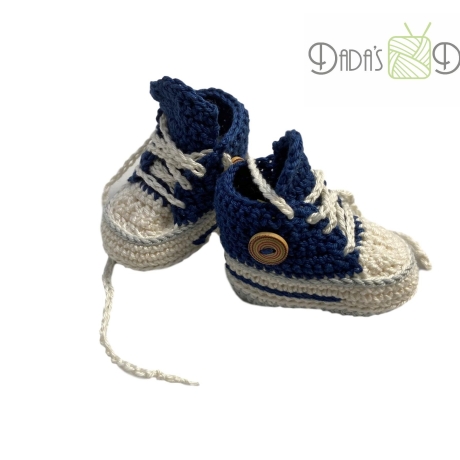 Babyschuhe/Babychucks gehäkelt blau - weiß Gr.ca 13-14