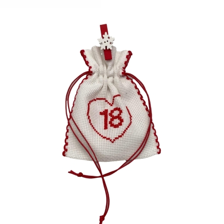 Adventskalender, Adventskalenderset Säckchen genäht und bestickt