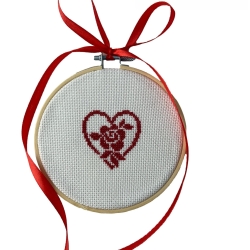 Kreuzstichbild HERZ MIT ROSE