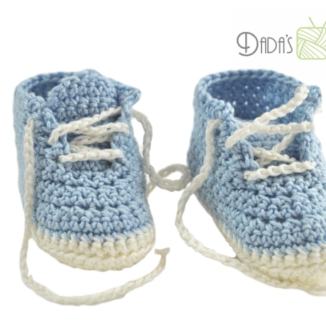 Babyschuhe gehäkelt blau-weiß Gr. ca 14