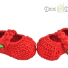 Babyschuhe gehäkelt mit Erdbeeren-Knopf Gr. ca 14