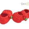 Babyschuhe gehäkelt mit Erdbeeren-Knopf Gr. ca 14