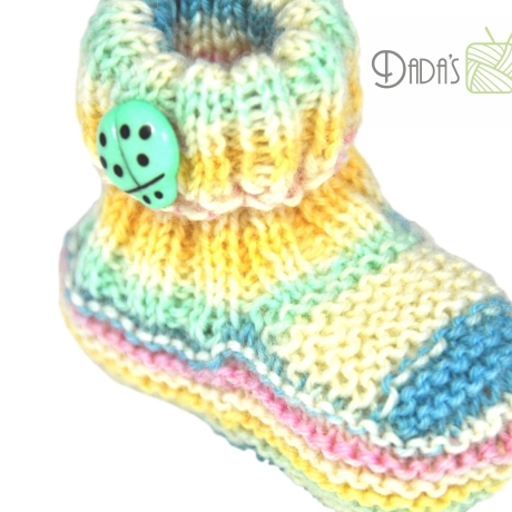 Babyschuhe gestrickt mit Marienkäfer Gr. ca 16