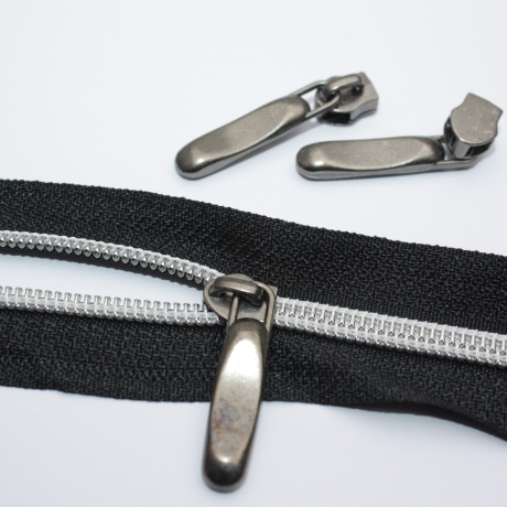 2x Zipper schwarz-silber formschön für 5 mm Schieber