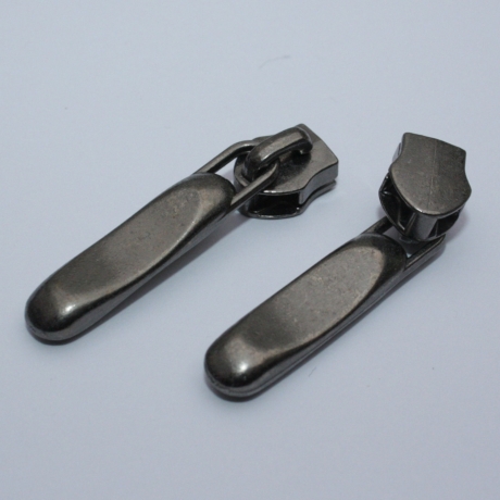 Zipper schwarz-silber ab 2 Stück formschön für 5 mm Schieber