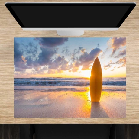 Schreibtischunterlage – Surfbrett am Strand – 70 x 50 cm – Schreibunterlage für Kinder aus erstklassigem Premium Vinyl – Made in Germany